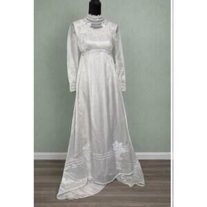 Vintage 1970s Prairie Wedding Dress Empire Waist XS Victorian Boho Ivory 70s